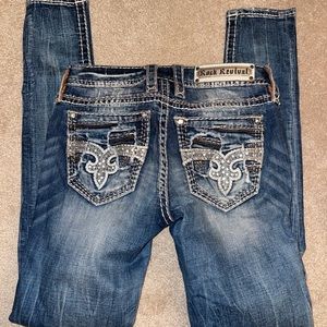 Rock revival Jean
